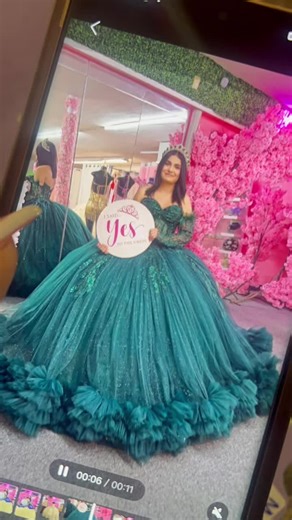 Thank you 2025 for being a year full of special moments! At Mis Quince Llc we were honored to be part of your celebrations, helping you find the perfect look for a special occasion. Thank you for trusting us to be part of your most important moments. May this new year be filled with new opportunities, love and much success. May every dream come true and every celebration be even more special than last .#foryoupage #xvaños #quince #