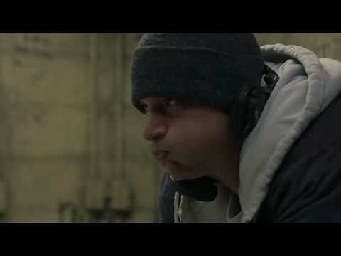 Scary Movie 3 toilet scene