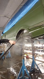 Mercedes Sprinter 907 4x4 grün Bj 2022 Rostschutzbehandlung #rostschutzbehandlung #dintrol #kline #mercedesbenz | rostschutzbehandlung.de