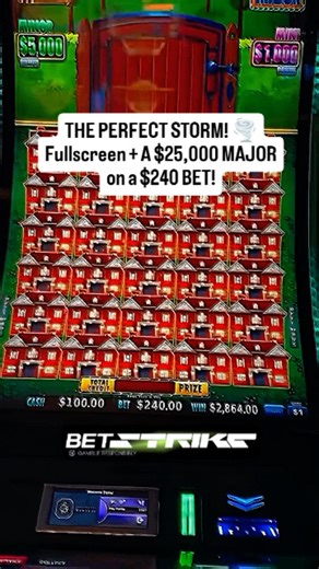 🔥 This is what happens when you bet like an absolute titan. A jaw-dropping $240 spin on Huff n' Puff... and the game decides to pay it ALL back. First, the absolute dream: a FULL SCREEN of houses. Most players would be losing their minds right there. But the game wasn't done. It then dropped a staggering $25,000 MAJOR JACKPOT on top of the already perfect screen! This isn't just a win; it's a statement. An absolutely legendary combination of events that you might never see again. The definition