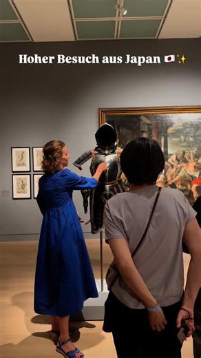 Gestern durften wir eine besondere Delegation aus Japan willkommen heißen! ✨ Im Rahmen des Japan-Germany Curator Exchange Program besuchten uns sechs Kurator*innen und Museumsdirektori*nnen aus Japan. Sie reisten unter anderem aus Osaka, Kanazawa, Aichi und Tokyo zu uns nach Düsseldorf. Bei einer Führung durch unsere Sammlung mit Felicity Korn und einem Austausch mit Generaldirektor Felix Krämer standen Dialog und Inspiration zwischen den japanischen Häusern und dem Kunstpalast auf der Tagesordn