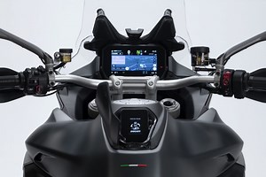 Ducati Multistrada V4 S: interaction with Ducati Connect [VIDEO]