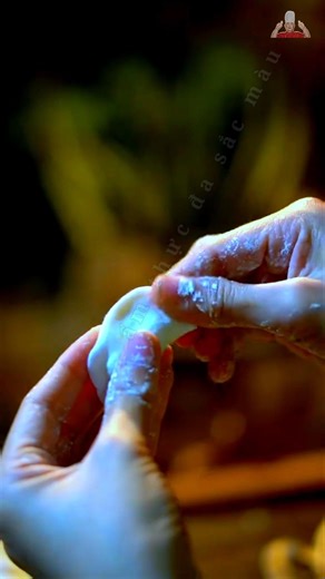 bánh bột lọc bên bếp khói quen thuộc cùng gia đình #amthucdasacmau