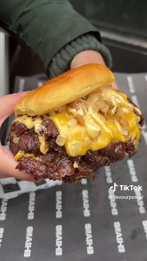 The Ultimate 4x4 Smash Burger Experience in NYC