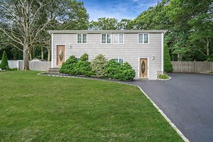 62 Fireside Ln, East Setauket, NY 11733 - MLS 888919 - Coldwell Banker