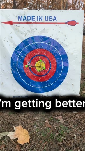I’m getting better #hunting #deerhunting #compoundbow