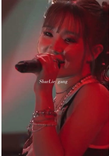 Eevee's 'BAKA' Performance at Shibuya WWW