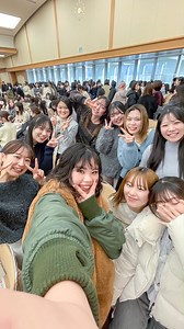 🌸福智の乙女🌸 2/8、首都圏の女子学生部が 信濃町の創価文化センターで 「首都圏女子学生部大会」を開催☺️🤍 寒い中、各地から女子学生部の皆さんが 元気いっぱい集ってきてくれました🥰 対話で友情を広げるメンバーや 10年以上続けるダンスで活躍する メンバーの活動報告に 会場から大きな拍手が🥹👏👏 この3月に卒業を迎える皆さんは 女子学生部歌『勝利の青春』を 合唱で披露🎶 勉学にクラブ活動、 バイトや女子学生部の活動、 そして就職活動と、 全てをやり切った皆さんの 弾ける笑顔に感動が広がりました😆💕 会合終了後は、地域ごとに集合 話に花が咲きました😍🌷 希望溢れる女子学生部の皆さんに 心から応援の拍手を送りたいと思います☺️👏 #女子学生部 #大学生 #専門学校生 #創価 #創価学会 #sgi #soka #universitystudent | SOKA Gakkai（創価学会）