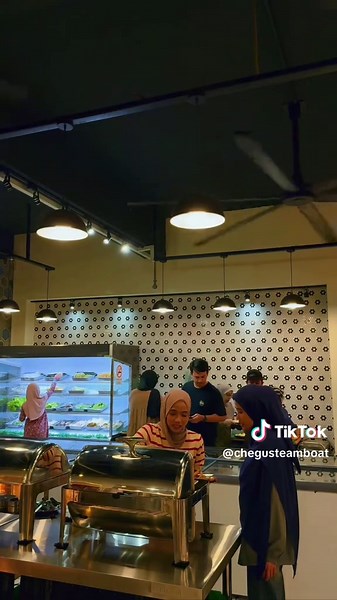 Steamboat Sedap di BTHO: Destinasi Makanan Terbaik