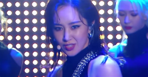 Girls' Generation's Yuri Goes Viral For Her Nostalgic, But Charismatic Performance Of "The Boys"