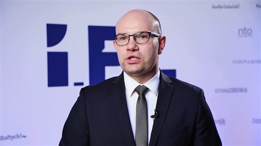 Giganci Polska Press - Artur Kosicki