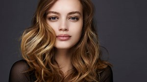 Mechas balayage: técnica paso a paso para hacerlas en casa