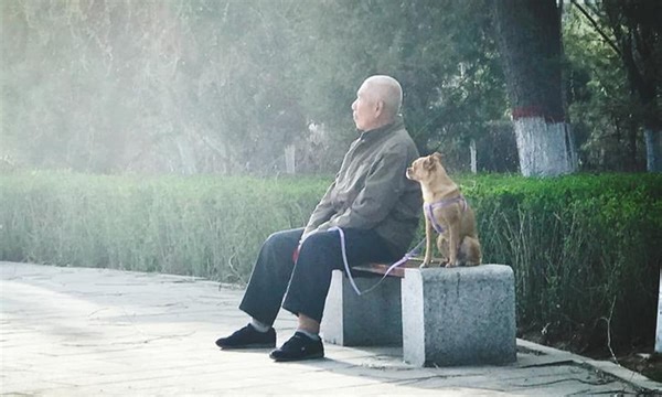 Khi về già, có ba bí mật không nên nói với ai, càng ít nói thì bạn càng hạnh phúc