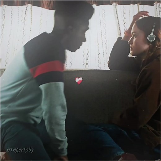 Lumax Kiss Compilation | Cute Moment from Stranger Things
