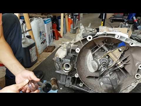 Montage de la butée et le joint spi