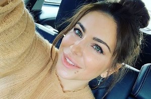 "Совсем опухла": Ани Лорак снова спровоцировала слухи о беременности