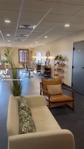 Rafferty on Instagram: "Fall in love with where you work. 💕 Imagine a space that feels calm, inspiring, and supportive. Where your business is yours… but you’re never alone. Where creativity flows, the vibe is good, and the energy is unmatched. ✨ Teamwork over competition ✨ Beauty with intention ✨ Growing together Let’s build something beautiful. DM me for booth rental details 💌"