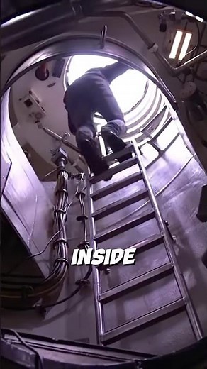 What's Inside a US Nuclear Submarine?