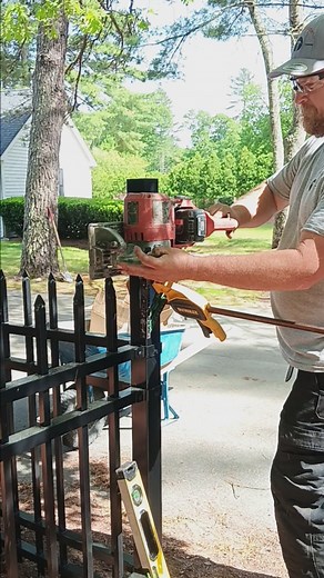 1.4K reactions · 25 shares | How I cut an aluminum post #deckbuilding #fence #echelonplus #hardwork #fenceinstall #fencepros | Schultheiss Exterior | Facebook