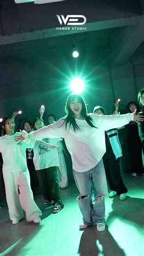 Adios👋🏻 #dance #girlshiphop #댄스