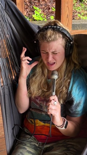 Sad girl folk music season, yall. This song is called Bender by Jen Miller & its out everywhere now. 🩵 #banjo #folk #countrymusic #fyp #liveperformance #raspyvoice #raspy