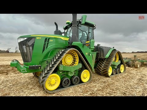 Big JOHN DEERE Tractors Working on Fall Tillage