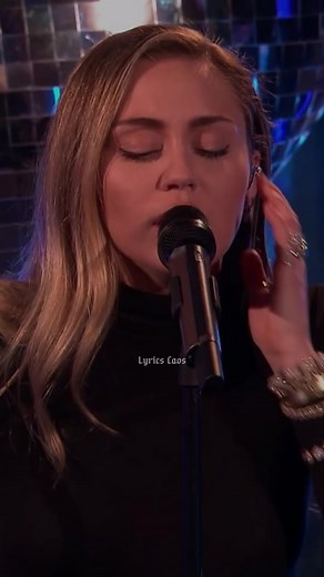 Nothing Breaks Like a Heart - Miley Cyrus Lyrics