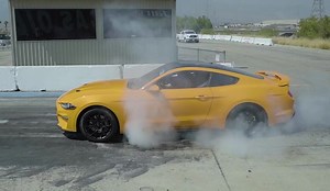 2018 Ford Mustang EcoBoost gains line-lock function - paultan.org