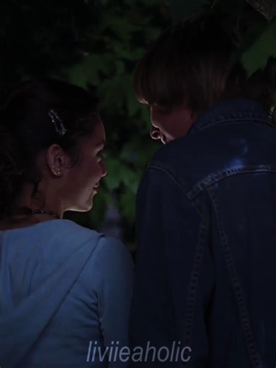 #TROYELLA 》fym this movie turns 20 today?? 🎵 kiss me – sixpence none the richer @luna (phoenix's version)☆ @Zoen #highschoolmusical #hsm #gabriellamontez #troybolton