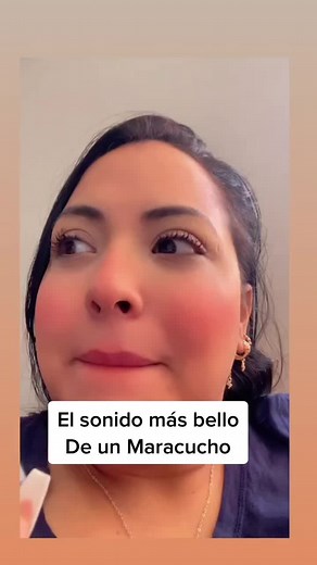 Celebrating Maracucho Sounds with Heartfelt Gesture