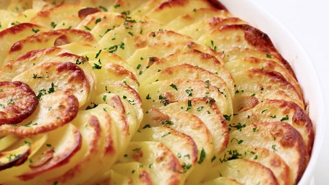 Crispy roasted potatoes with golden edges and tender centers—comfort food made easy.