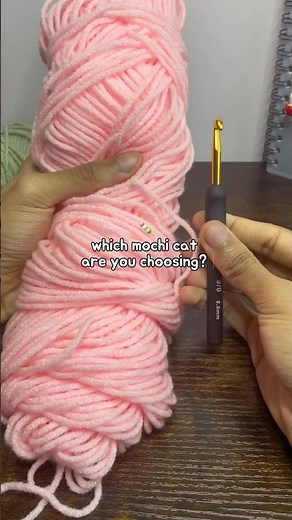 so cute! 🐱💗 | crochet keychain ideas for absolute beginners #crochet #beginner #amigurumi