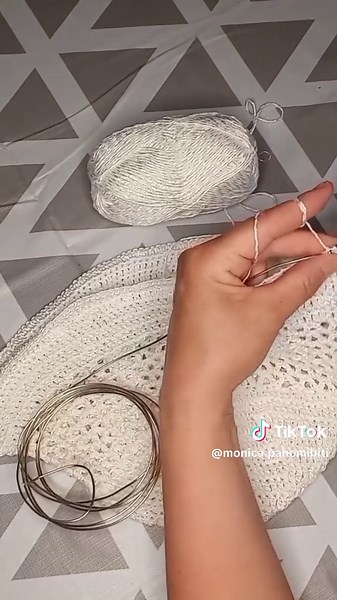 Pălărie Croșetată: Tehnici și Idei Handmade