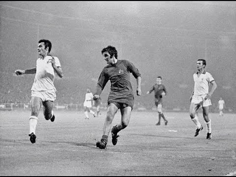 George Best (Man United) V. Benfica - European Cup Final 1968