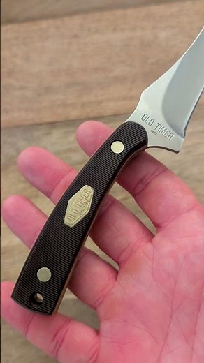 Old Timer Sharpfinger - World Famous Hunting Knife