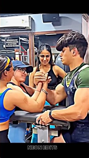 Just Boys vs Girls 😎💯 #musclebuliding #gymexercises #backworkout