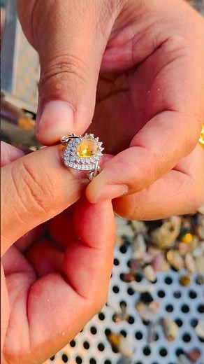 Found a LEGENDARY SAPPHIRE Under the Waves! 😱