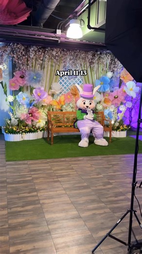 7 Free things to do in Cleveland with kids this weekend April 11-13. 1. FREE photos with the Easter bunny at Eton Chagrin, Saturday. 2. FREE KIDS ART WORKSHOP at Wals Paints Benjamin Moore (registration strongly recommended ) Saturday 10am-12pm 3. free Story walk at Crocker Park (daily). 4. Free bunny photos and crafts at Tower City, Saturday and Sunday (reserve a spot on their event page) 5. Free photos with Mr. Bunny at Zuzu Chocolates Saturday 10am-1pm. 6. Free JCPenney kid zone craft activit