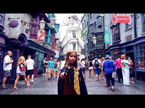 FIRST Wizarding World of Harry Potter Experience | Wand Choosing | House Robe | Hogwarts