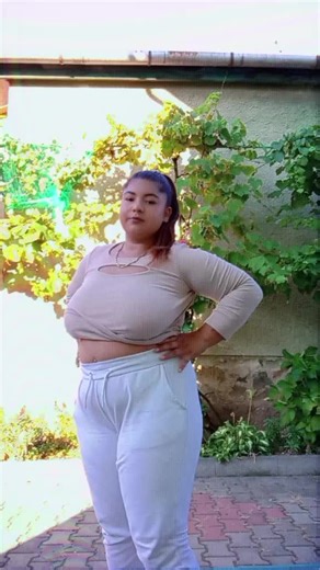 Videoclipuri postate de ❤️‍🩹🍫_Geany_❤️‍🩹🍫 (@geany_26) cu Slăbiciunea mea - rubinel