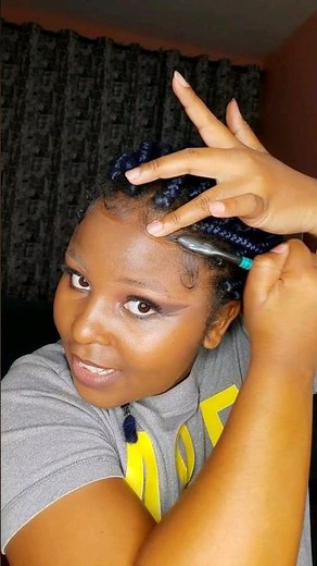 How to lay your edges without gel/ soap edges #naturalhairtutorials #hairtutorialvideo #laidedges