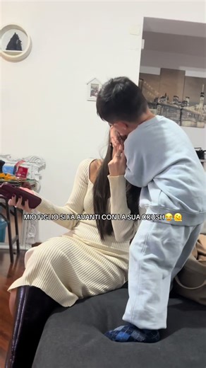 Mio Figlio Si Fa Avanti Con La Sua Crush