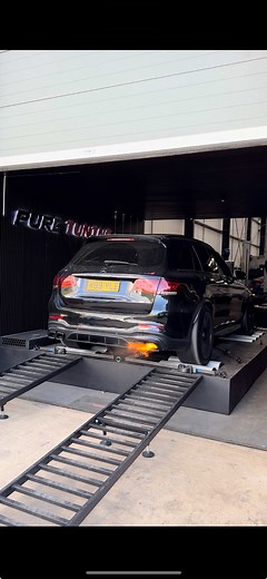 GLC63s AMG Stage 2 Upgrade: Insane Sound Experience