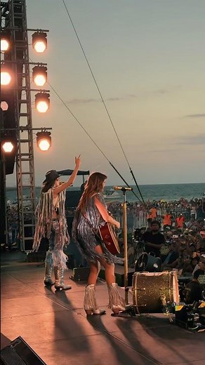 PROGRESO!!! Gracias por invitarnos a su carnaval! 💕🔥La pasamos increíble!!!! ❤️🌊🤠