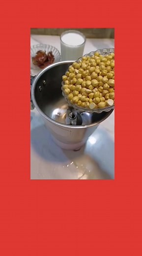 Milkshakes can be a healthy snack or meal, but it depends on what you put in them. Here are some tips for making a healthy milkshake: Use whole milk or plant-based milk instead of low-fat or fat-free milk. Whole milk has more protein and fat, which will help you feel full and satisfied. Plant-based milks are also a good choice, as they are often lower in calories and saturated fat than dairy milk. Add protein powder or Greek yogurt to your milkshake. Protein will help you build and repair muscle