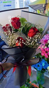 194 reactions · 57 shares | #flowers #lesbellesfleurs #loves #fleur #bouquet | Les belles fleurs | Facebook