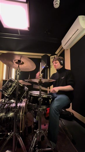 He locks in when he needs to 🫡 #drummer #cargocult #fyp #CapCut #relatable