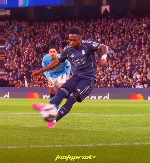 Vini Jr. 🇧🇷💃💫