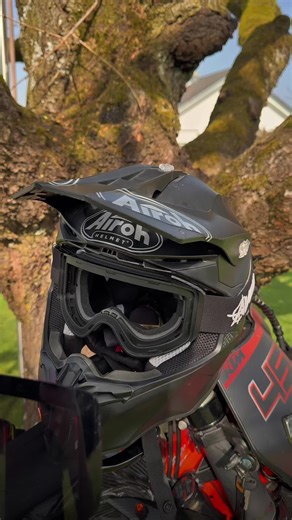 Best Magnetic MX Goggles for Riders