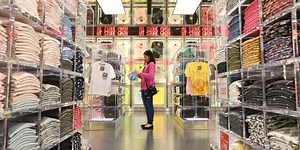 Fast Retailing Feels Pain of Price Cuts at Uniqlo